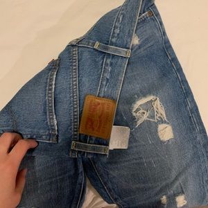 Levi’s Straight Distressed Jeans